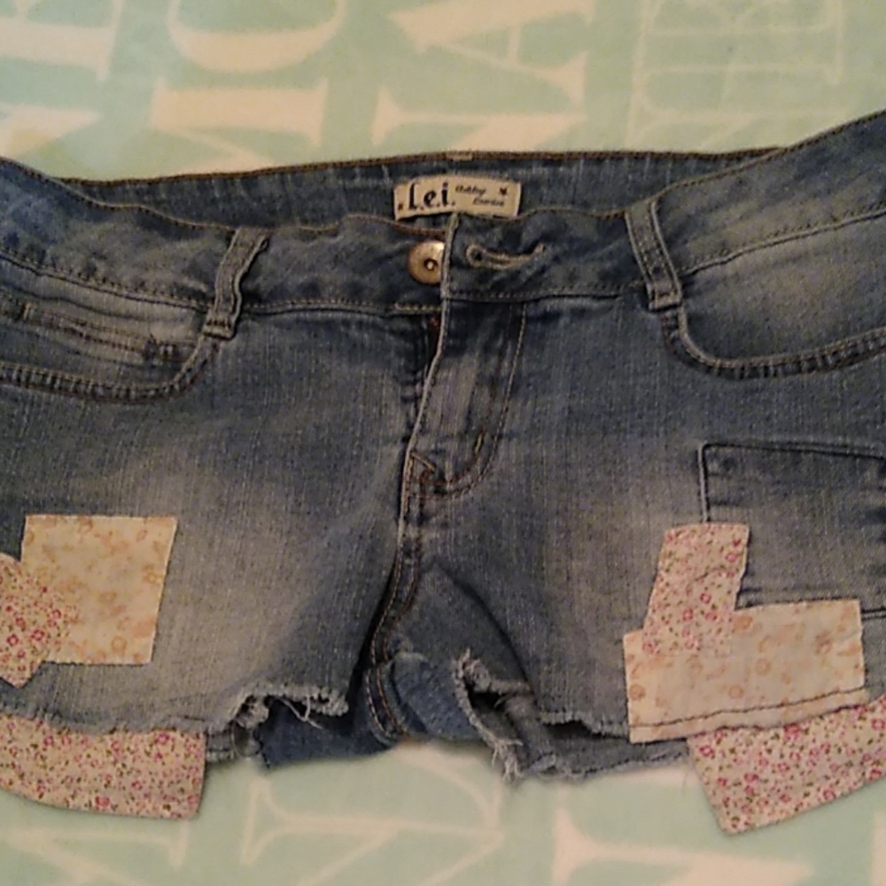 Short's
